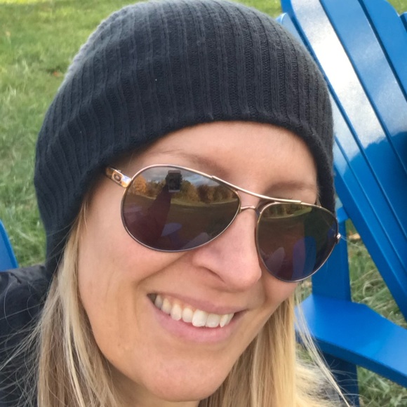 Meet your Posher, Sarah - Picture 1 of 1